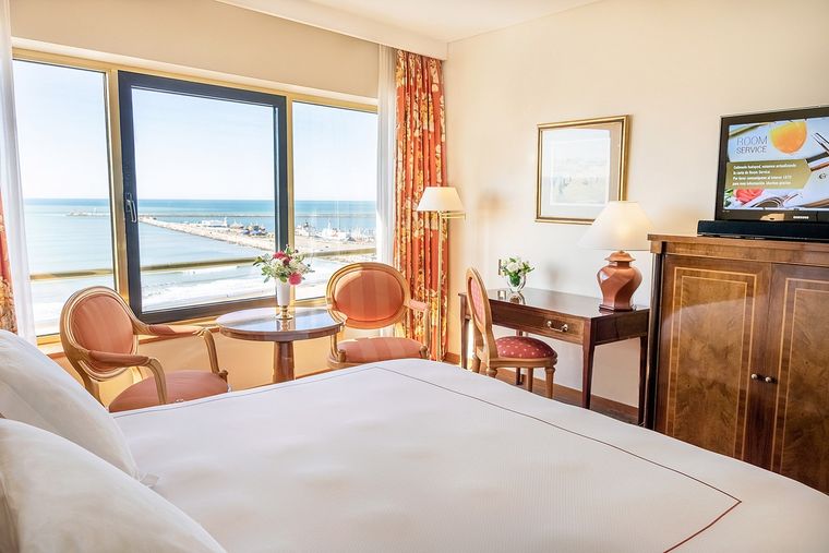 Vista al mar, uno de los atractivos del hotel que dolarizó sus tarifas Foto: Hotel Costa Galana