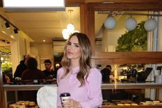 ¿Cómo combinar las camisas de mangas redondas? Foto: Instagram