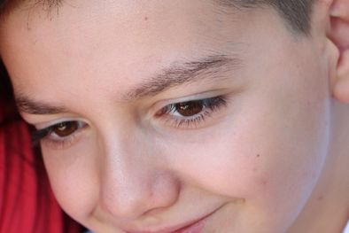 MDZol | Martín Baggio (11) fue nombrado como primera escolta en el acto de fin de año. Fue diagnosticado con autismo a los tres años y medio. Foto: Gentileza