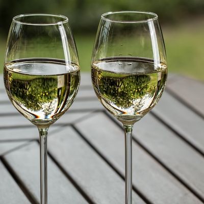 200 ml de vino blanco