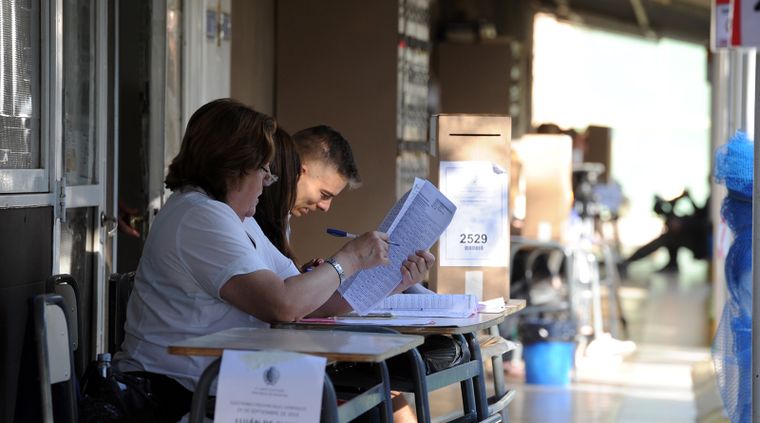 Uno de cada 4 ciudadanos vota en un lugar distinto al que lo hacía habitualmente. Foto: ALF PONCE MERCADO / MDZ