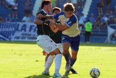 godoy cruz llega a chaco: sin andrada y con cambios obligados para un duelo clave