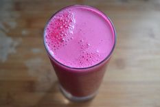 muy saludable: disfruta un delicioso batido antioxidante con betabel ¡en 5 minutos!