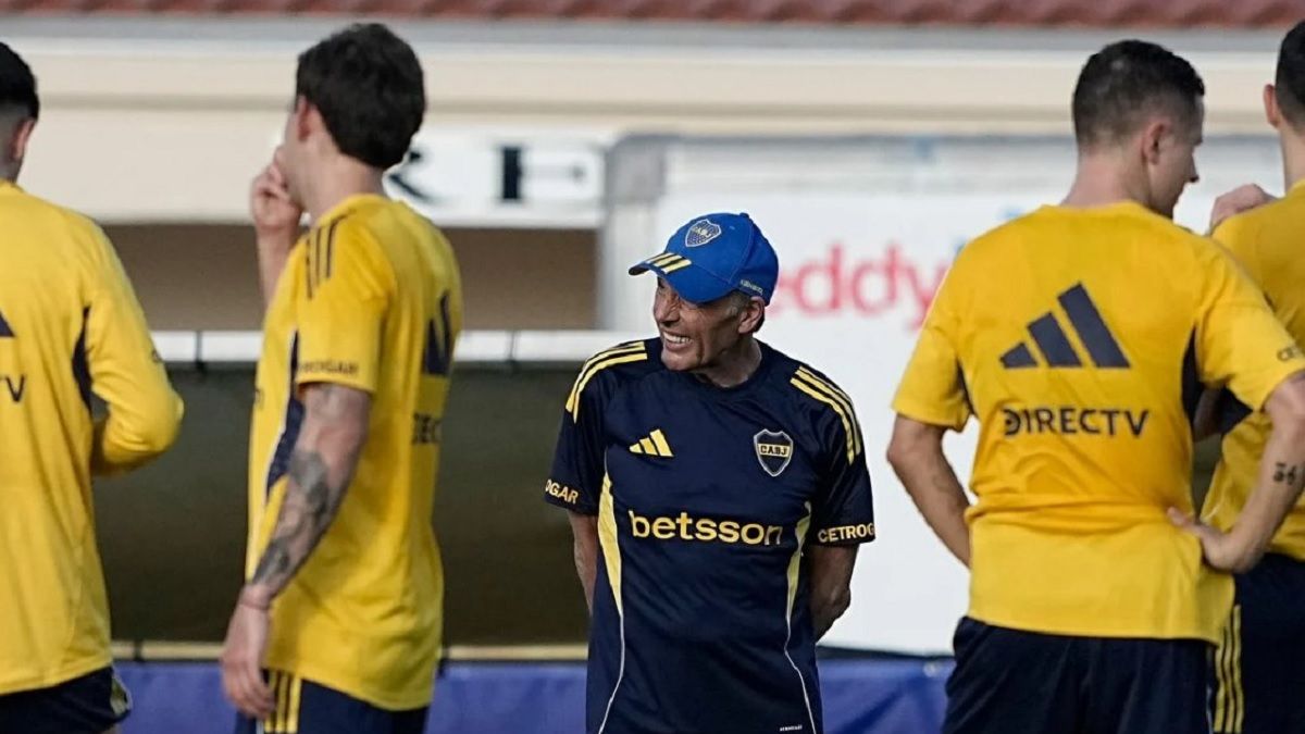 ¿Necesidad o cábala? La particular medida que Russo aplicaría en Boca para el viaje a Mar del Plata