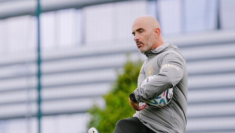 El manchester City de Enzo Maresca va por un jugador de la Selección argentina.