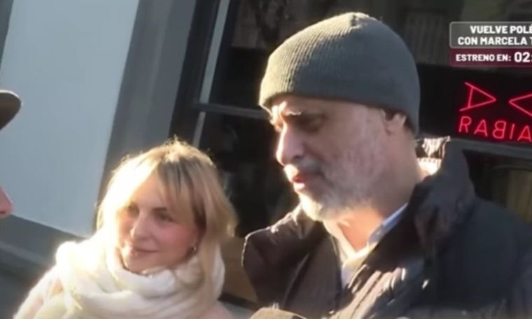 Jorge Rial respondió de manera contundente cuando le preguntaron por la posibilidad de casarse El conductor compartió una nota con su novia, María del Mar Ramón Foto: Captura de TV