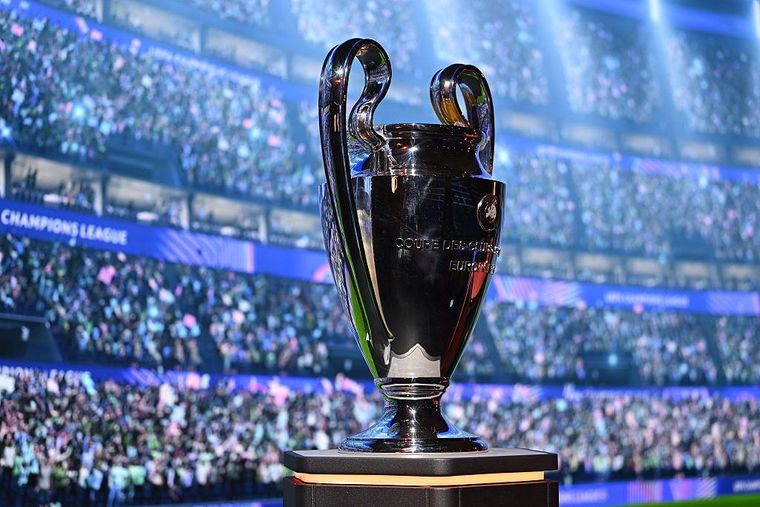 La UEFA es el organismo encargado de organizar la llamada Liga de Campeones de Europa.