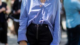 Tres razones para que sumes la camisa a rayas a tus looks de todos los días Foto: Refinery29
