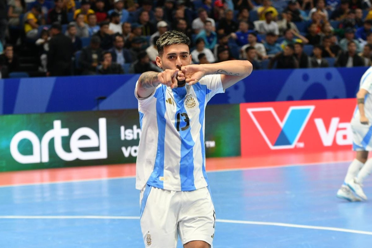 Argentina goleó a Kazajistán 6-1 y jugará la semifinal con Francia. Foto: AFA