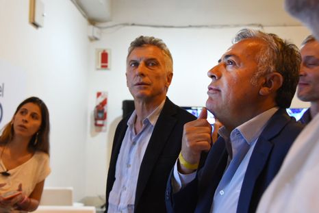 Mauricio Macri junto a Alfredo Cornejo. Foto: Foto NA Mauricio Macri junto a Alfredo Cornejo. Foto: Foto NA
