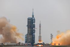 La misión china Shenzhou-16, con destino a la estación espacial Foto: EFE