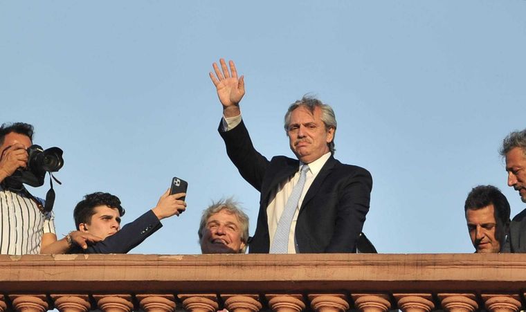Alberto confesó que no hay aire acondicionado en Casa Rosada y puso en duda que Macri trabajara allí