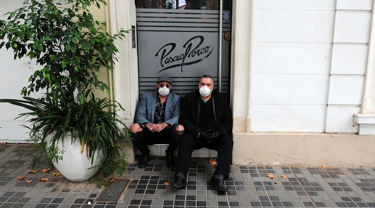 Pascual Porco fue quien elaboró el protocolo de trabajo de los peluqueros. Foto: ALF PONCE / MDZ