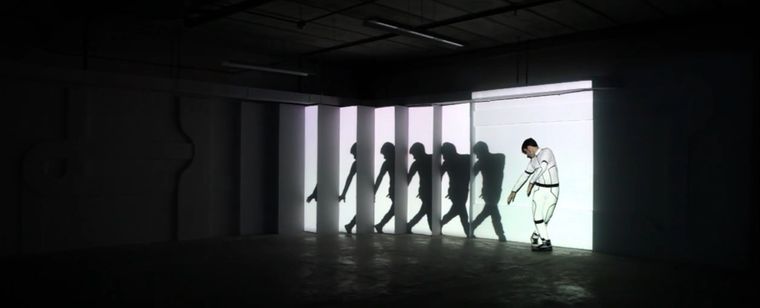 Experiencia Le Parc, video mapping 3D con interacción de un artista, año 2012. Experiencia Le Parc, video mapping 3D con interacción de un artista, año 2012.