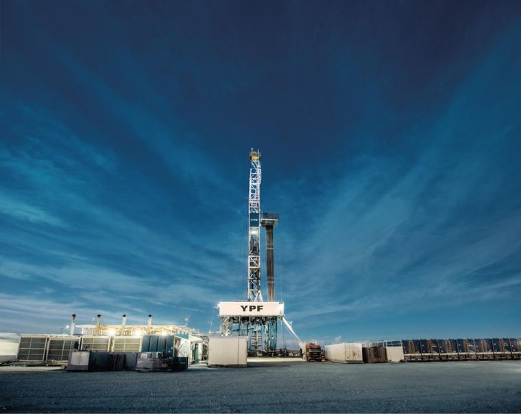 YPF detalló proyectos para impulsar exportaciones de energía