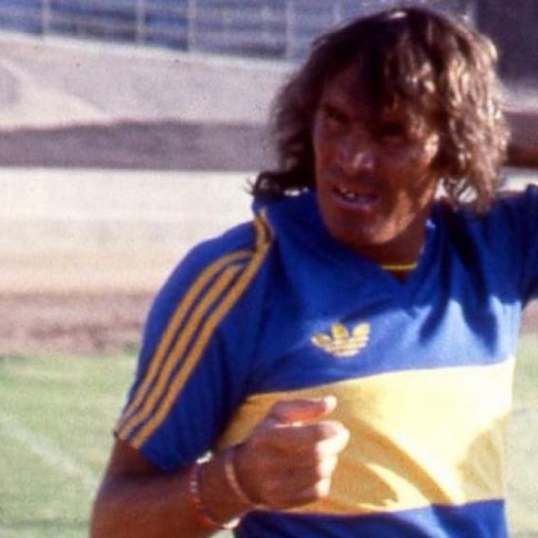 El Loco fue un adelantado en su época como arquero y fue un jugador muy querido por todas las hinchadas. Foto: El Gráfico