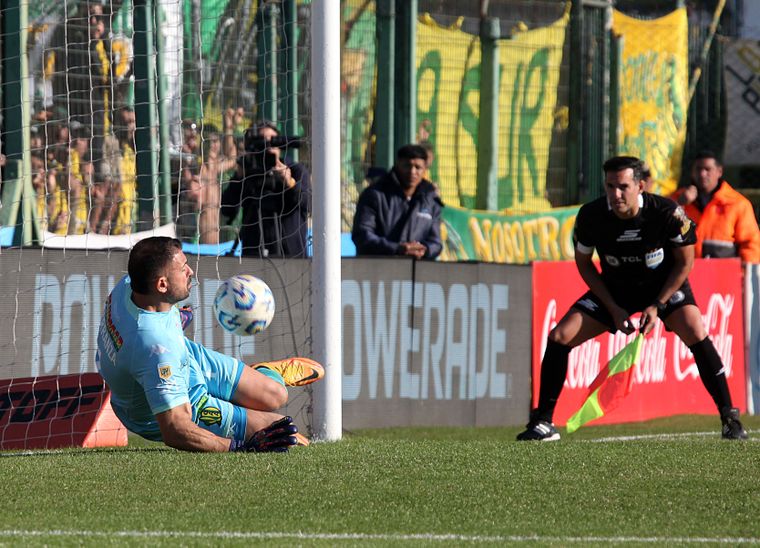 Carranza anunció su retiro del fútbol.