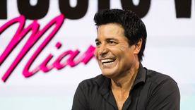 Chayanne sorprendió a todo el mundo posteando fotos de cuando era joven y de cuando inició su carrera. Foto: Jason Koerner