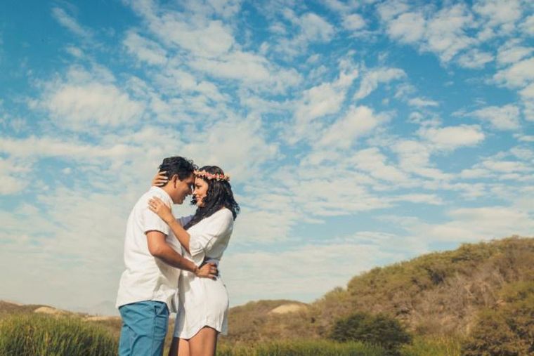 Se enamoran sin razón.