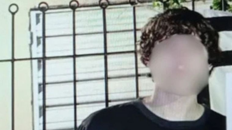 El tirador tiene 15 años. El tirador tiene 15 años.