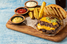 Día de la Hamburguesa en Mendoza. Día de la Hamburguesa en Mendoza.