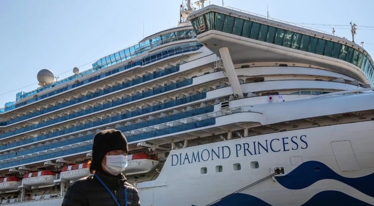 Diamond Princess El crucero quedó vacío, pero luego de dos semanas persistían restos del virus.