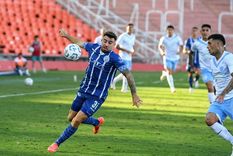 Agustín Auzmendi, el goleador de la tarde, dejó un mensaje claro: Se viene otra final. Foto: ALF PONCE MERCADO / MDZ Agustín Auzmendi, el goleador de la tarde, dejó un mensaje claro: Se viene otra final. Foto: ALF PONCE MERCADO / MDZ