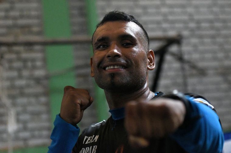 Jonathan Barros sueña con una pelea más para despedirse definitivamente del boxeo profesional. Foto: Juan Ignacio Blanco/MDZ