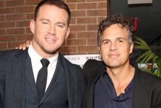 Channing Tatum y Mark Ruffalo promocionando Foxcatcher en 2014.