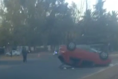 La escena del accidente en el Parque General San Martín. La escena del accidente en el Parque General San Martín.