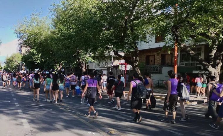 Este lunes 2 de marzo regresan a las clases las escuelas secundarias y se activa el programa UPD 360 para prevenir excesos en el último primer día.