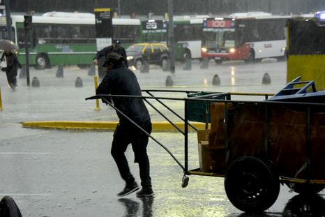 El pronóstico del SMN anticipa un viernes inestable, con tormentas fuertes en parte del país. El pronóstico del SMN anticipa un viernes inestable, con tormentas fuertes en parte del país.
