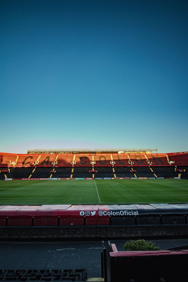 El Cementerio de los Elefantes, un estadio con historia que será anfitrión de Los Pumas-Wallabies. Foto: @ColonOficial
