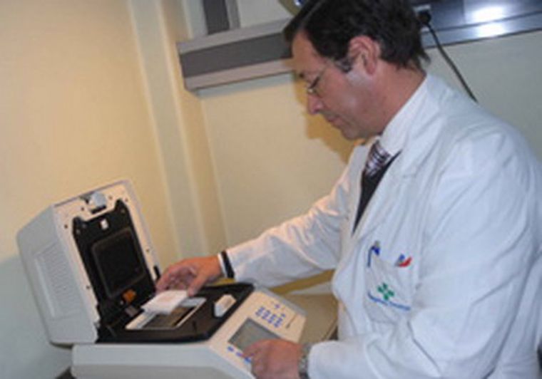 Equipo donde se confirman o desechan casos de Gripe A en Mendoza.