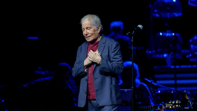 El legendario Paul Simon se presentará en Kansas City el mismo día en que la selección argentina debutará en el Mundial 2026, una coincidencia que une fútbol y música en una jornada histórica.