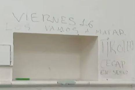 La amenaza escolar apareció este jueves en el colegio Carlos Pellegrini. La amenaza escolar apareció este jueves en el colegio Carlos Pellegrini.