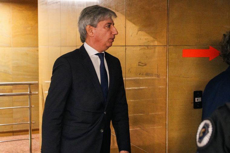 El suspendido juez Walter Bento en Tribunales Foto: Santiago Tagua /MDZ