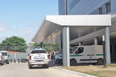 El joven fue internado en terapia, pero murió al poco tiempo por la grave herida en la cabeza que le causó la patada del caballo