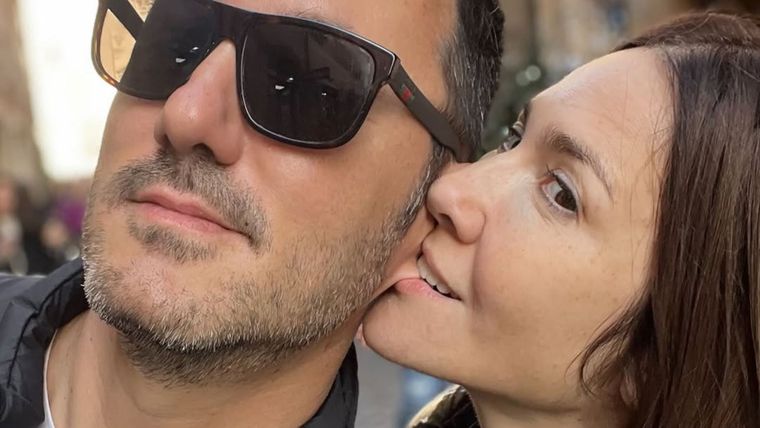 Con una dedicatoria llena de amor, el ministro celebró la vida de su pareja. Créditos: Instagram / luispetriok