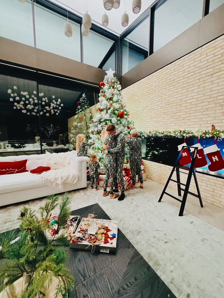 Luisana Lopilato con su familia. Créditos: Instagram Luisana Lopilato con su familia. Créditos: Instagram