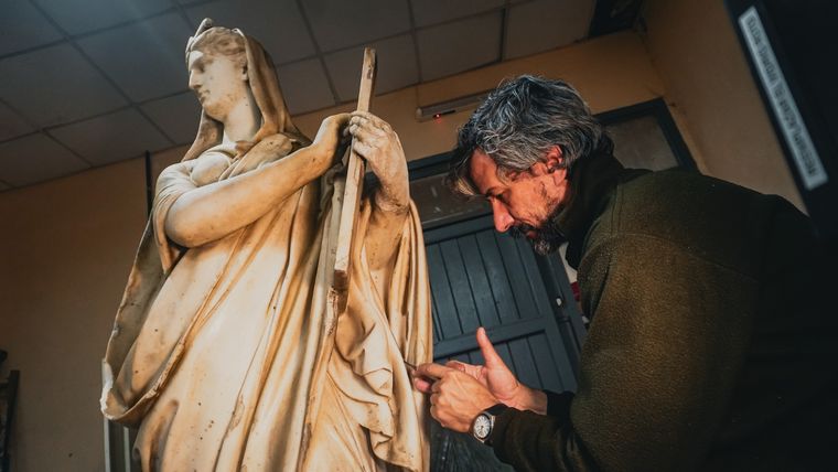 En el taller se restauran las estatuas de la Ciudad de Buenos Aires. Foto: Analía Melnik/MDZ