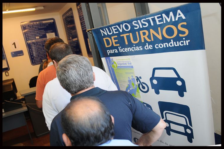 Lavalle realiza los trámites para la Licencia de Conducir. Foto: Marcelo Ruiz /MDZ
