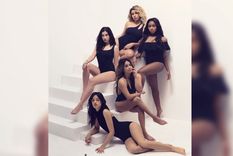 horrible photoshop: una cantante aparecio con dos pies derechos