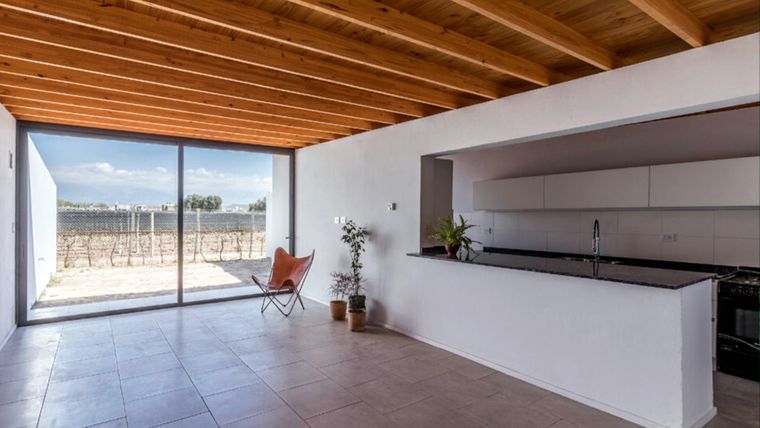 “Casas patio” (y su cocina),&nbsp; del arquitecto Pedro Peña y Lillo.2021.
