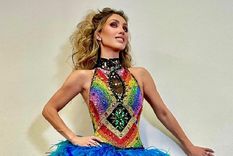 Foto: https://www.revistafama.com/celebridades/anahi-arrasa-la-mas-draga-exotico-outfit-peluche-pedreria