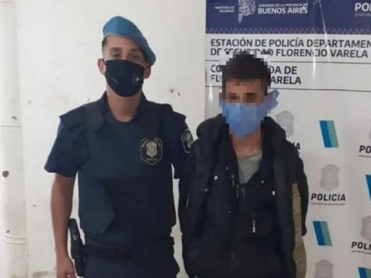 El hombre mató a su ex a puñaladas y se entregó en la comisaría