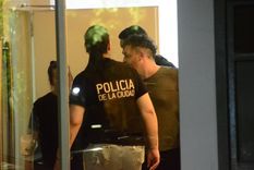 Detuvieron al exnovio de Lourdes Fernández tras allanar su domicilio en Palermo.   