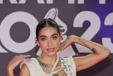 Maria Becerra lució un espectacular vestido fabricado en su totalidad en Argentina, apoyando a la industria local. Foto: Twitter @MariaBecerra22