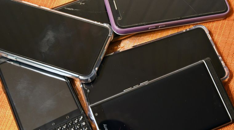 Si el celular actúa solo, conviene cambiar contraseñas y activar la verificación en dos pasos. Si el celular actúa solo, conviene cambiar contraseñas y activar la verificación en dos pasos.