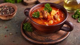 Estofado de carne con papas para el invierno: ideal para días fríos.